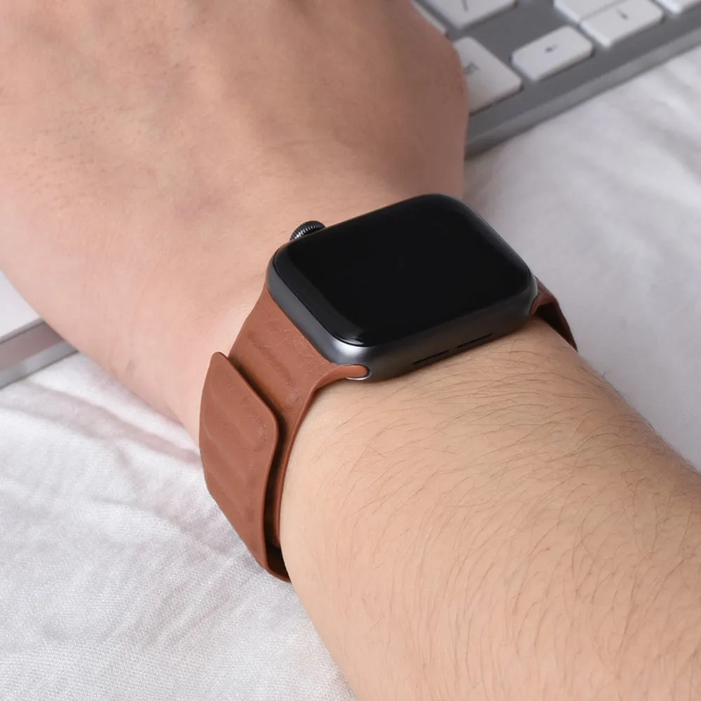 Apple Watch Ultra 49mm / 45mm / 44mm / 42mm | Leather Magnetic Loop Watch Band Strap | Black