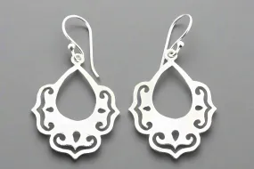 chandelier drop earring